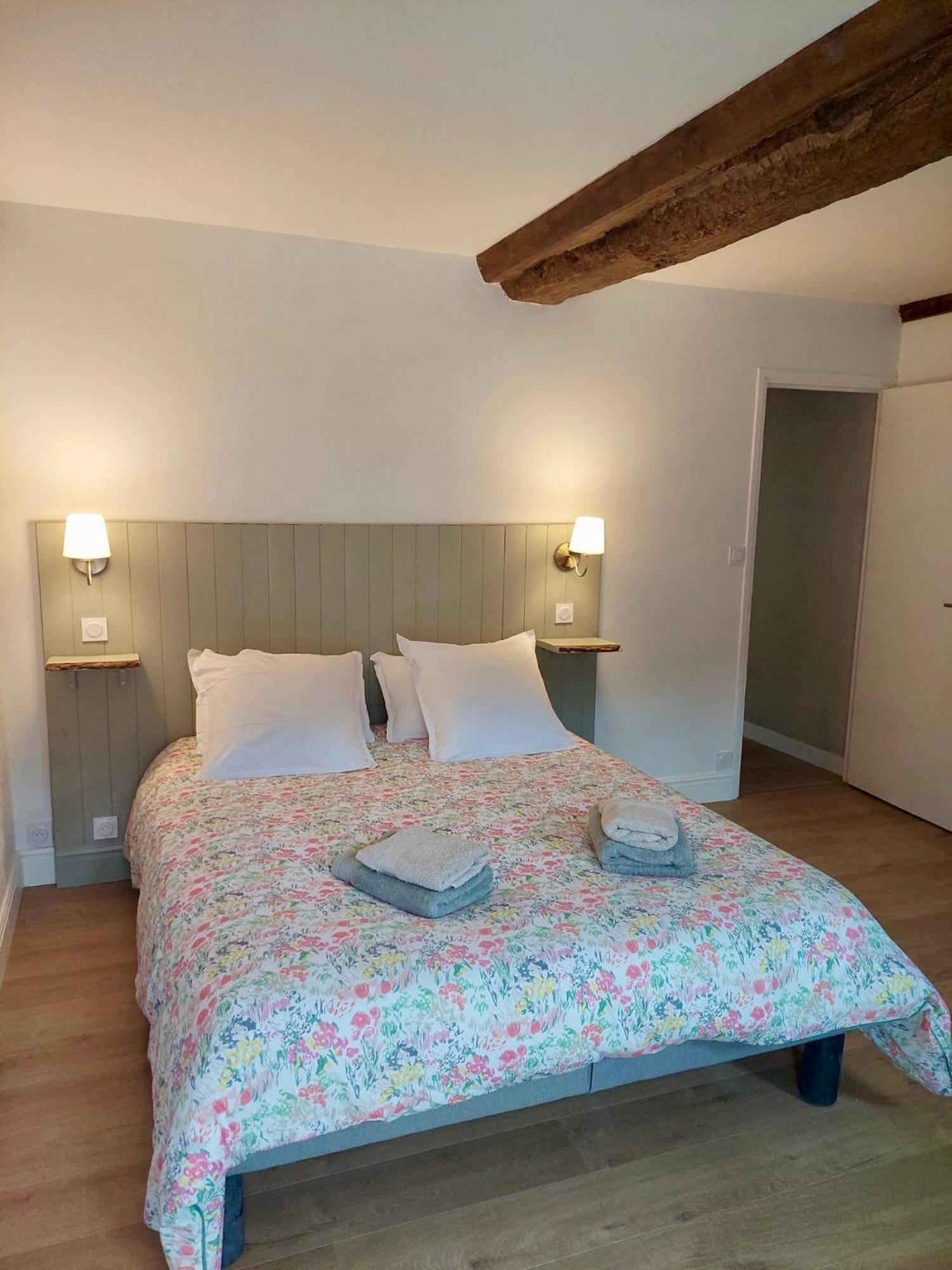 Maison 2 Chambres Avec Espace Exterieur Prive Et Petit-Dejeuner En Supplement - Fait-Maison Et Produits Locaux Vierville-sur-Mer Eksteriør billede